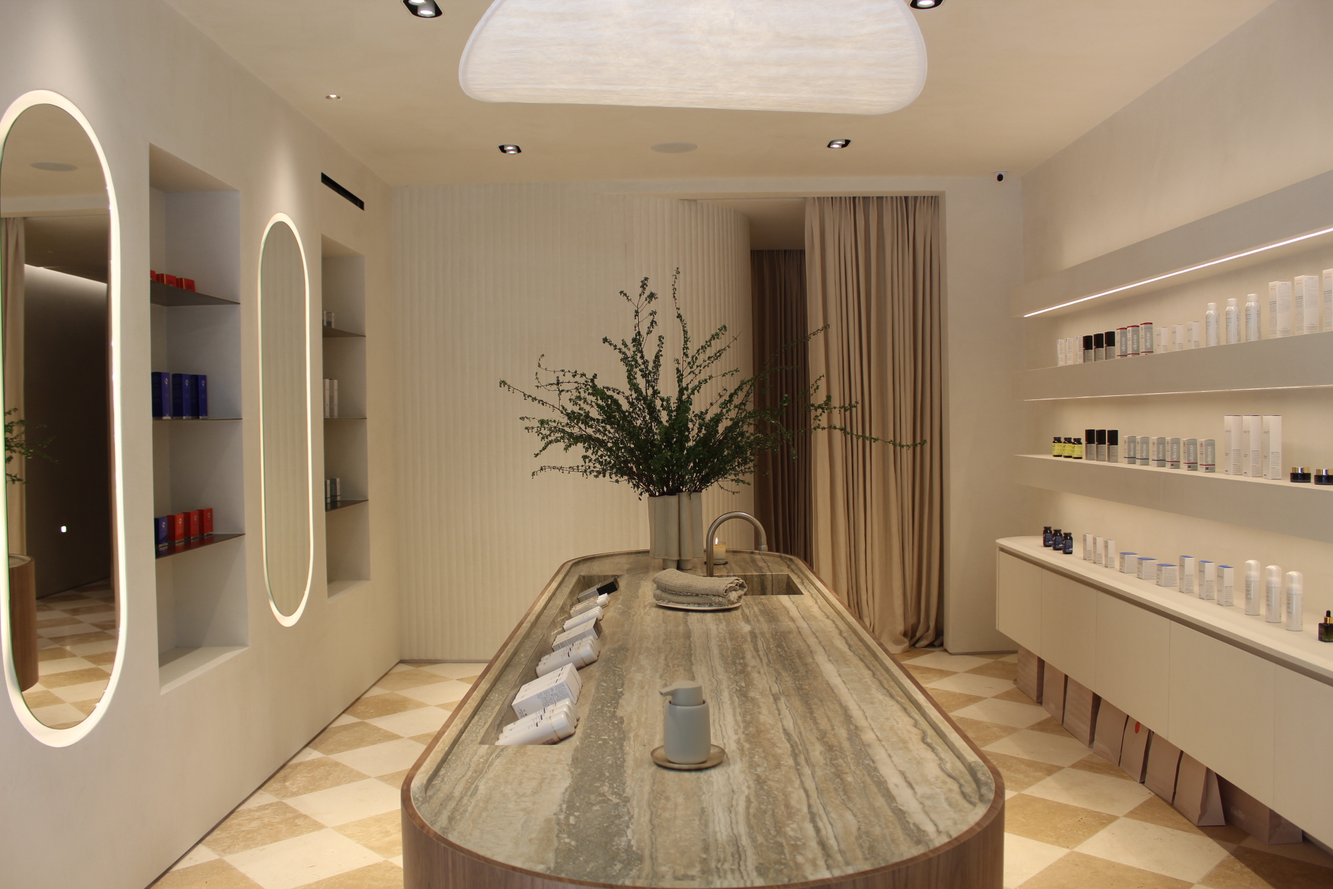 Facile Skincare retail interior