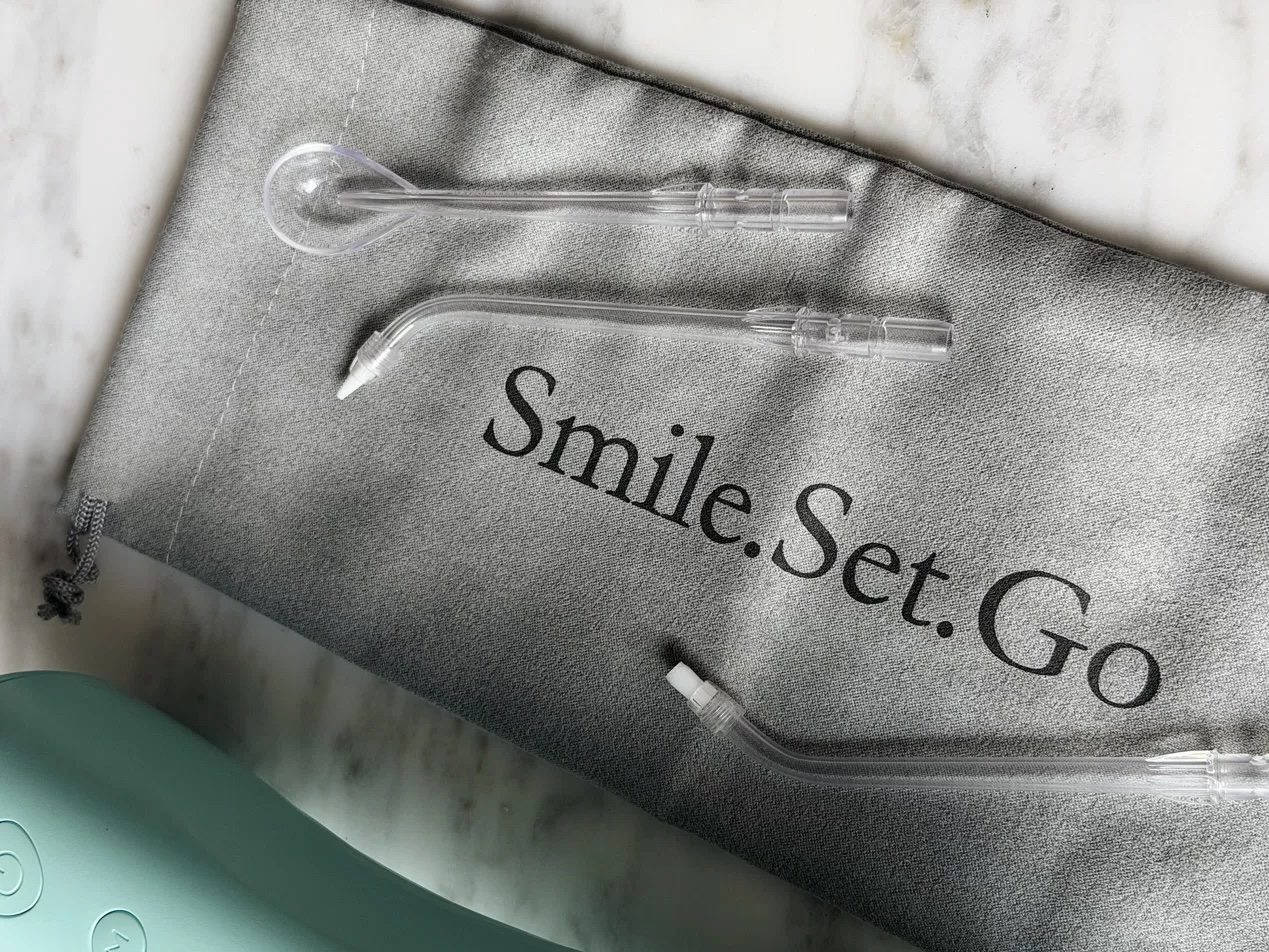 SmileSet branded zipper pouch